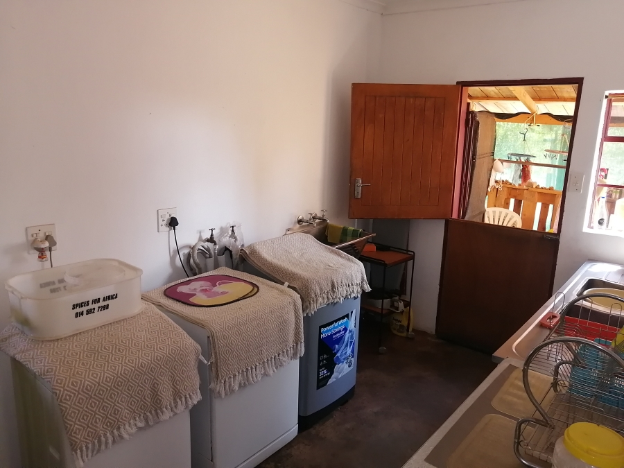 2 Bedroom Property for Sale in Rhenosterhoek A H North West